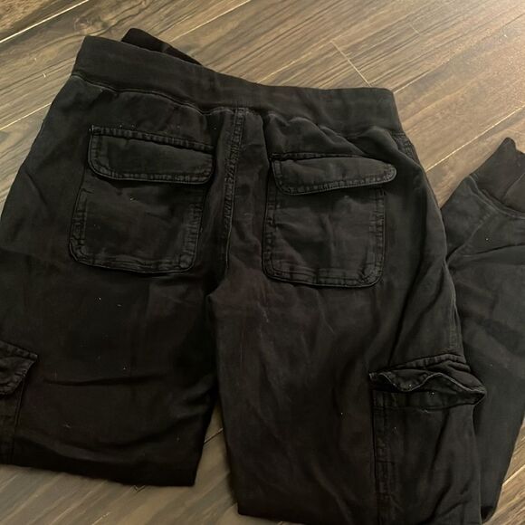 Aritzia Community Cebu Light Cargo Jogger Pants - Black XXS - Picture 6 of 6